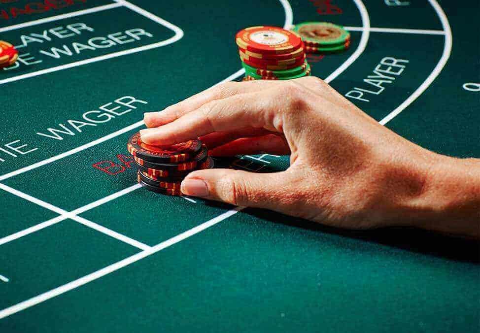 3 kiểu người phổ biến tham gia game bài cào Baccarat online - Hình 2 3 kieu nguoi pho bien tham gia game bai cao Baccarat online - Hinh 2