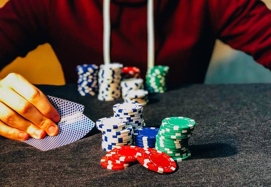 4 câu hỏi đơn giản giúp bạn hiểu về Poker - Hình 4 4 cau hoi don gian giup ban hieu ve poker - hinh 4