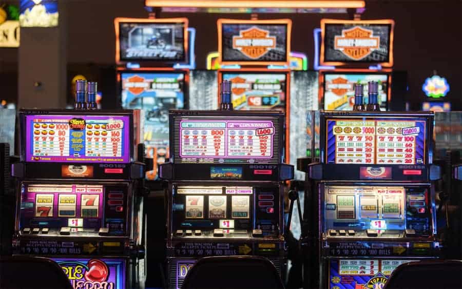Hướng dẫn cách chơi Slot Machine dễ dàng tại các sòng bài casino - Hình 2 huong dan cach choi slot machine de dang tai cac song bai casino - hinh 2