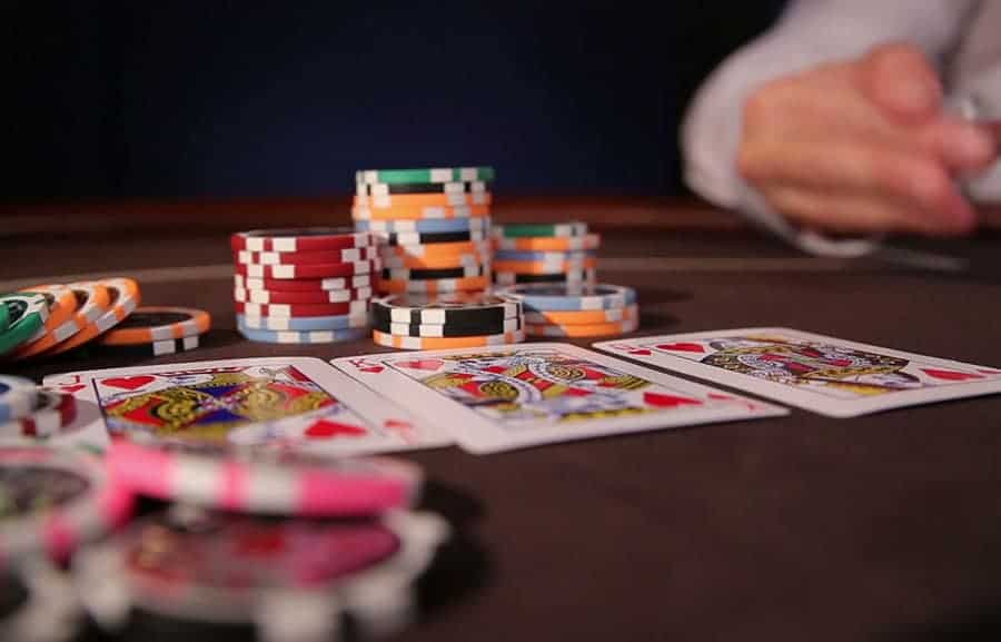 2 cách đặt cược điển hình trong game Baccarat online - Hình 3 2 cach dat cuoc dien hinh trong game baccarat online - hinh 3