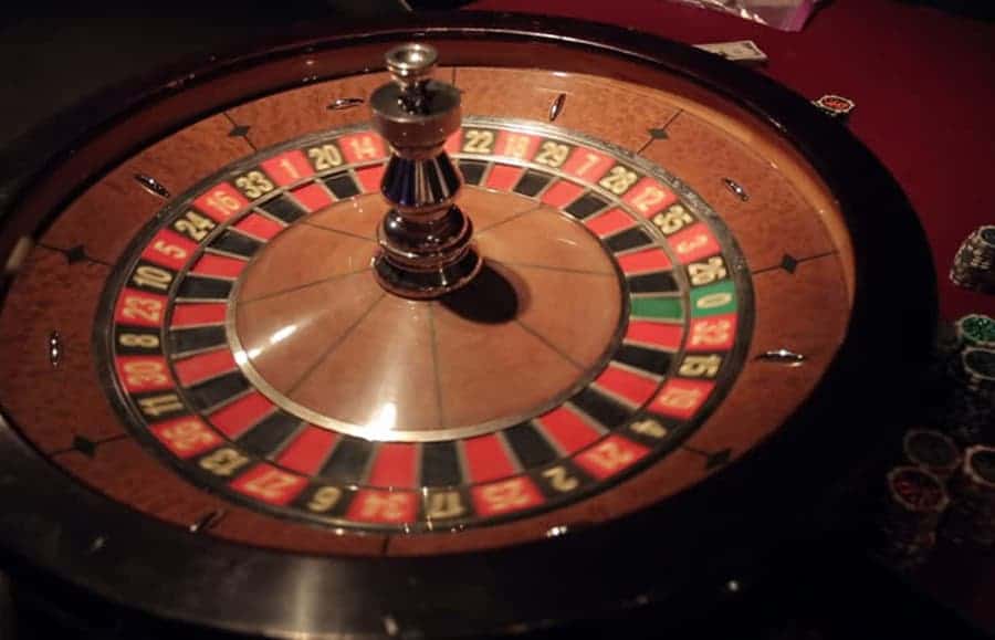 Chơi Roulette mà không biết 3 bí quyết sau thì bạn đã bị lỗi thời - Hình 3 choi roulette ma khong biet 3 bi quyet sau thi ban da bi loi thoi - hinh 3
