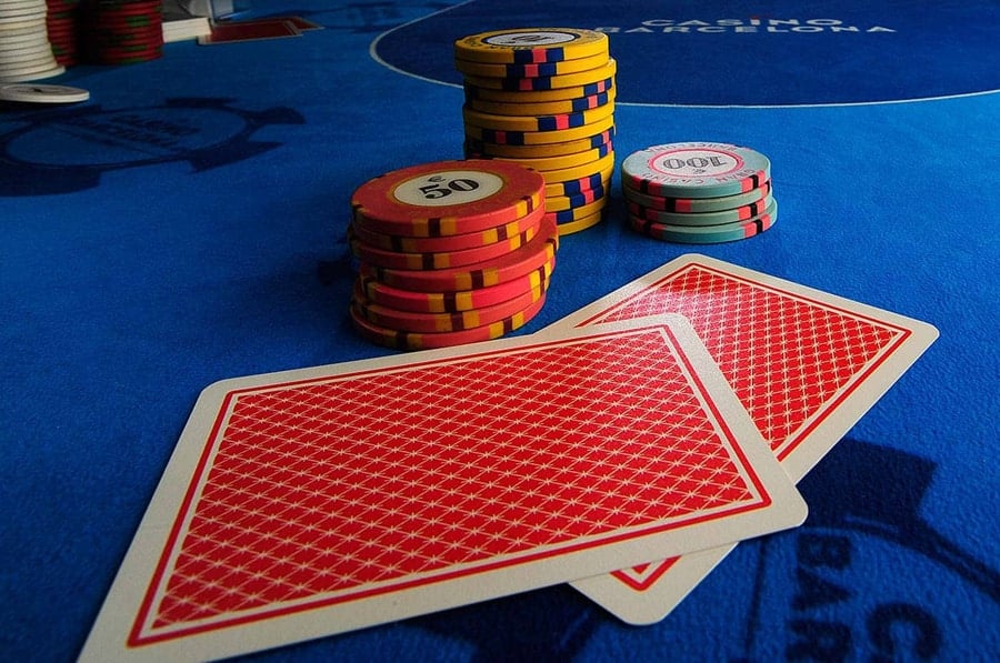 Mách bạn một số mẹo để thắng trong bài Baccarat - Hình 1 mach ban mot so meo de thang trong bai baccarat - hinh 1