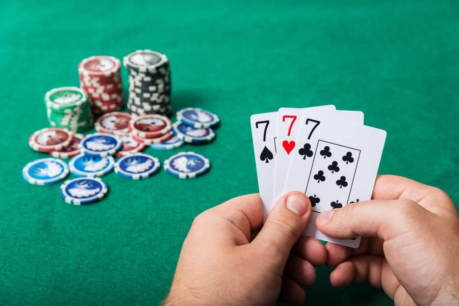 Chơi game Poker nếu có lối suy nghĩ này sẽ dễ dàng thua cuộc - Hình 2 choi game poker neu co loi suy nghi nay se de dang thua cuoc - hinh 2