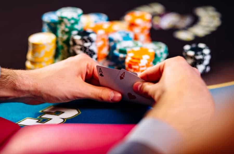 Chơi game Poker nếu có lối suy nghĩ này sẽ dễ dàng thua cuộc - Hình 3 choi game poker neu co loi suy nghi nay se de dang thua cuoc - hinh 3