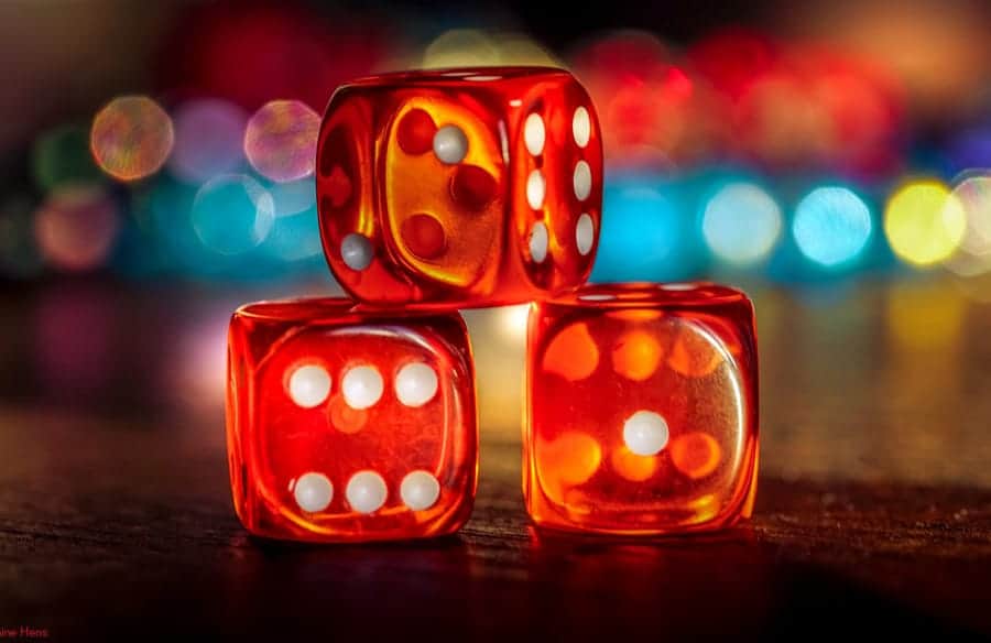 Đầy đủ và chi tiết 2 cửa cược tốt nhất trong game Sicbo - Hình 3 day du va chi tiet 2 cua cuoc tot nhat trong game sicbo - hinh 3