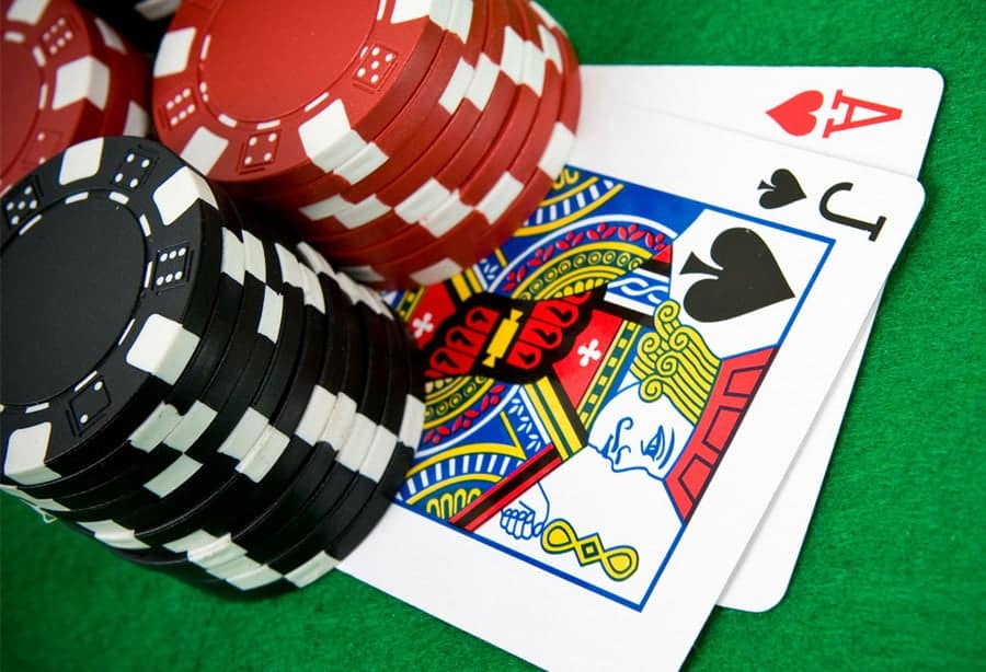 Cách chơi Blackjack dễ hiểu nhất cho người chơi - Hình 1 cach choi blackjack de hieu nhat cho nguoi choi - hinh 1