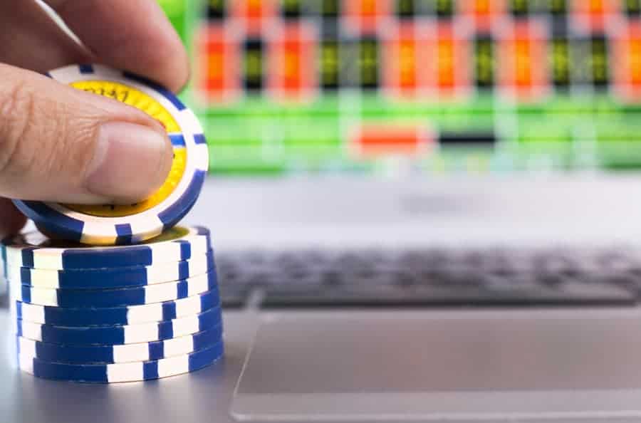 Những cách làm chủ sòng bài online Poker - Hình 2 nhung cach lam chu song bai online poker - hinh 2