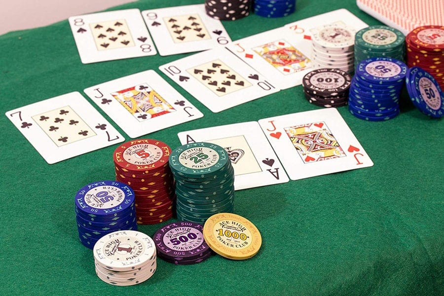 Trải nghiệm những phút giây thăng hoa của bài Baccarat - Hình 2 trai nghiem nhung phut giay thang hoa cua bai baccarat - hinh 2