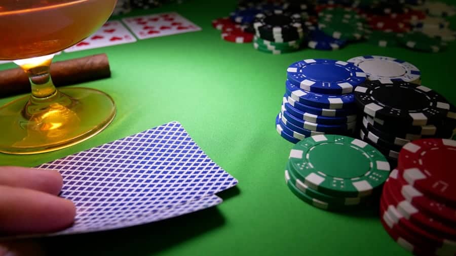 Trở thành cao thủ game Poker online - Hình 3 tro thanh cao thu game poker online - hinh 3