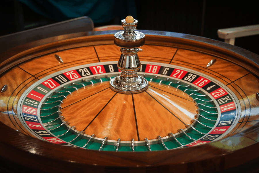Rủng rỉnh túi tiền nếu biết được những thông tin Roulette online sau - Hiệp 3 rung rinh tui tien neu biet duoc nhung thong tin roulette online sau - hiep 3