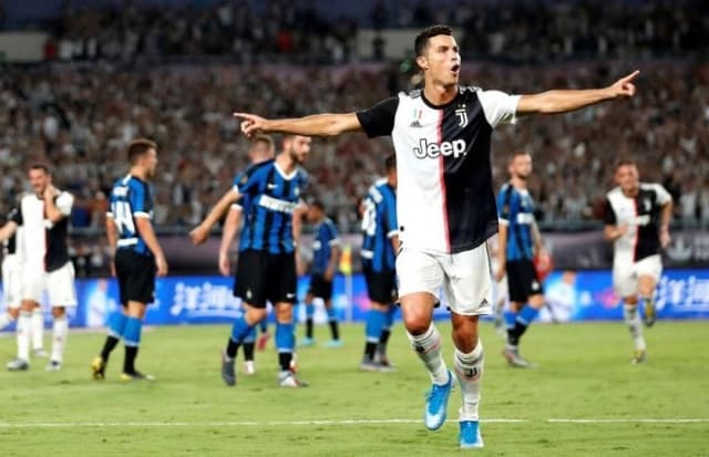 Soi kèo nhà cái bóng đá trận Juventus vs Olympique Lyonnais