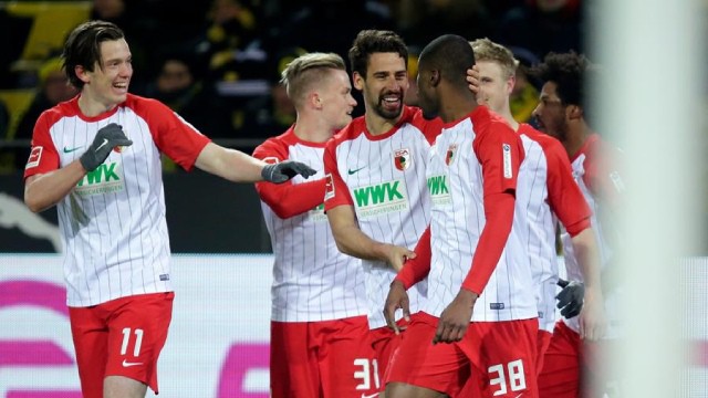 Soi kèo nhà cái bóng đá trận Augsburg vs Paderborn Soi kèo nhà cái bóng đá trận Augsburg vs Paderborn
