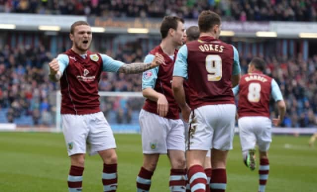 Soi kèo nhà cái bóng đá trận Burnley vs Watford Soi kèo nhà cái bóng đá trận Burnley vs Watford