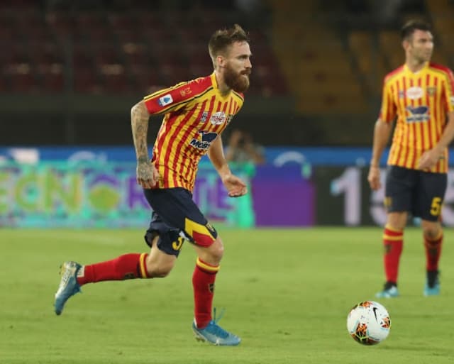 Soi kèo nhà cái bóng đá trận Lecce vs AC Milan