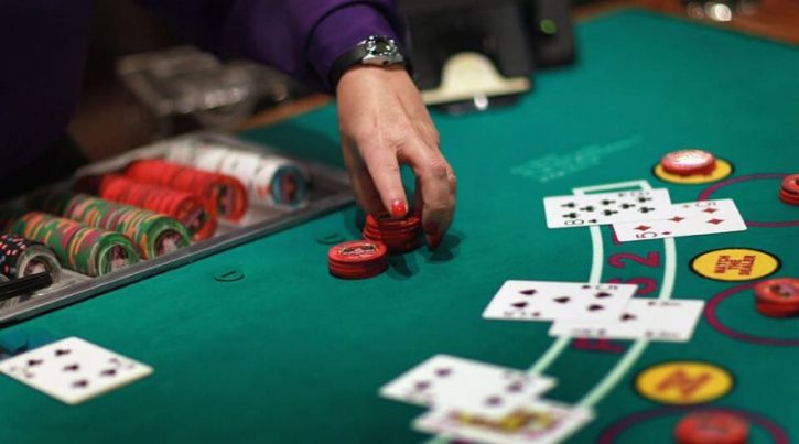 Bạn sẽ không thể tiến bộ nếu mắc phải những sai lầm này trong game Poker Ban se khong the tien bo neu mac phai nhung sai lam nay trong game Poker