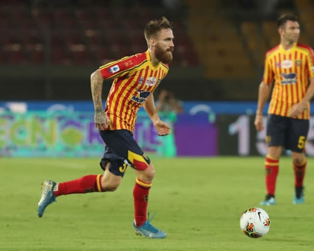 Soi kèo nhà cái bóng đá trận Lecce vs Brescia Soi kèo nhà cái bóng đá trận Lecce vs Brescia