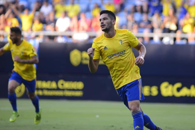 Soi kèo nhà cái bóng đá trận Cadiz CF vs Osasuna Soi kèo nhà cái bóng đá trận Cadiz CF vs Osasuna