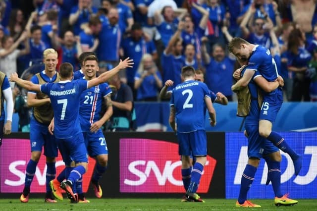 Soi kèo nhà cái bóng đá trận Iceland vs Đan Mạch Soi kèo nhà cái bóng đá trận Iceland vs Đan Mạch