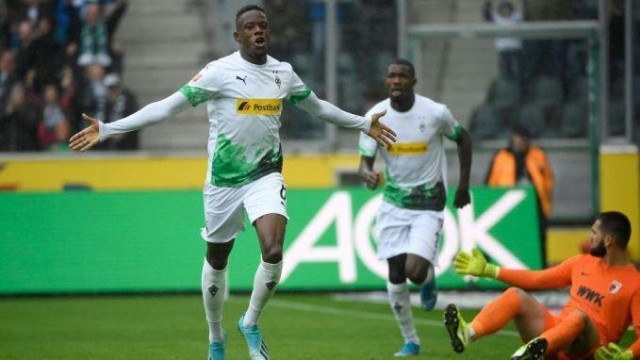 Soi kèo nhà cái bóng đá trận Borussia M'gladbach vs Wolfsburg Soi kèo nhà cái bóng đá trận Borussia M'gladbach vs Wolfsburg