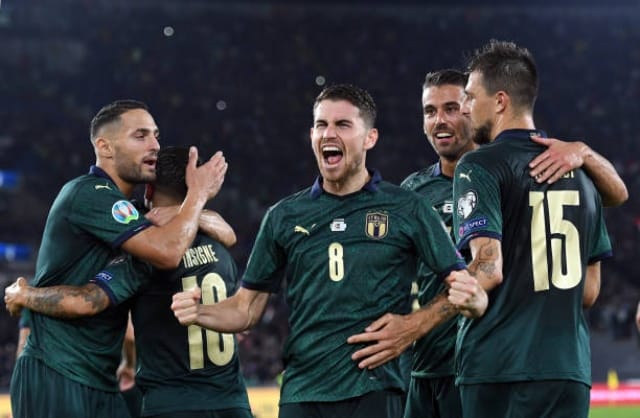 Soi kèo nhà cái bóng đá trận Italia vs Hà Lan Soi kèo nhà cái bóng đá trận Italia vs Hà Lan