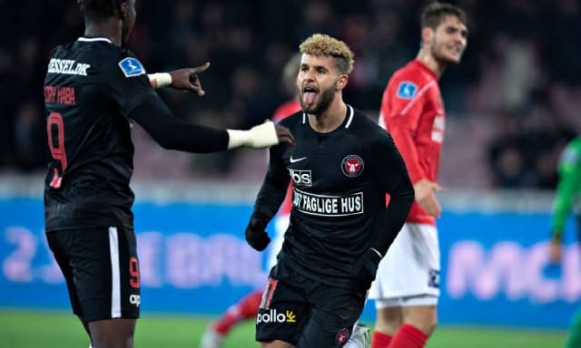 Soi kèo nhà cái bóng đá trận Midtjylland vs Ajax Soi kèo nhà cái bóng đá trận Midtjylland vs Ajax