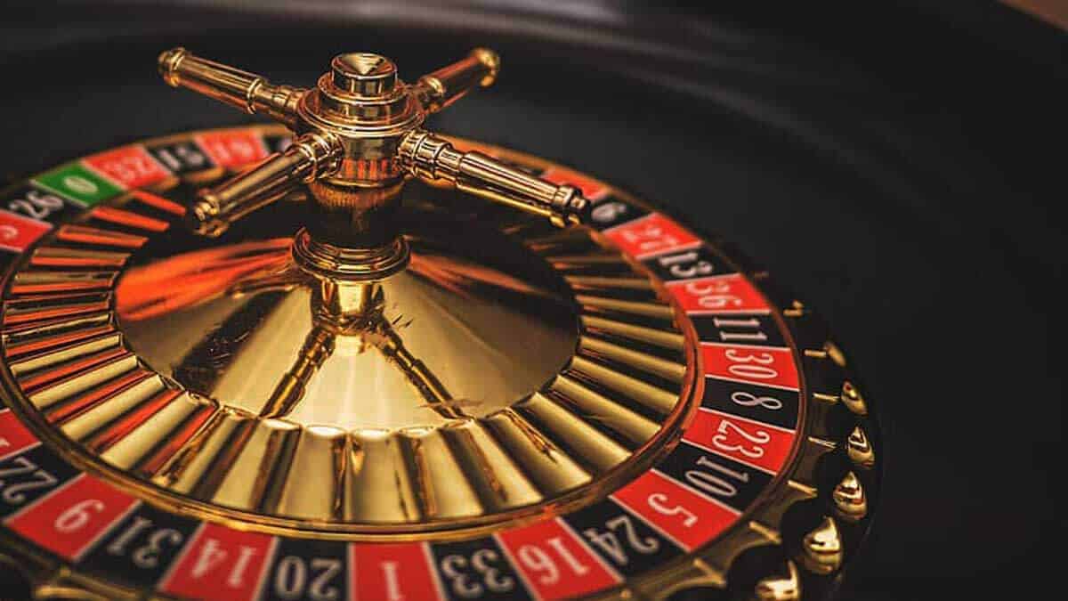 Roulette và tuyệt kĩ chơi là trúng Roulette va tuyet ki choi la trung