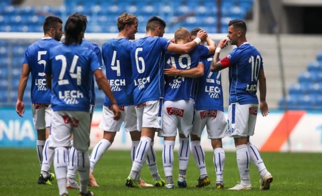 Soi kèo nhà cái bóng đá trận Lech Poznań vs Rangers