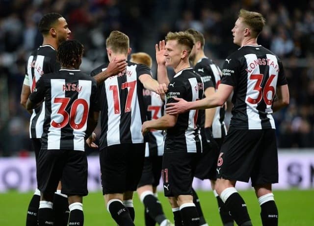 Soi kèo nhà cái bóng đá trận Newcastle vs Liverpool Soi kèo nhà cái bóng đá trận Newcastle vs Liverpool