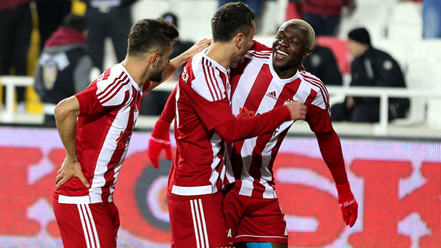 Soi kèo nhà cái bóng đá trận Sivasspor vs Villarreal Soi kèo nhà cái bóng đá trận Sivasspor vs Villarreal
