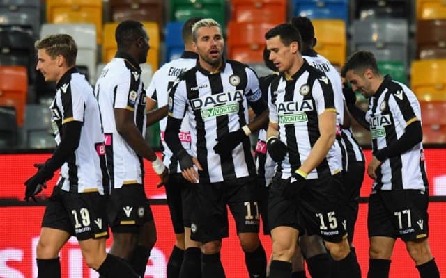 Soi kèo nhà cái bóng đá trận Udinese vs Crotone Soi kèo nhà cái bóng đá trận Udinese vs Crotone