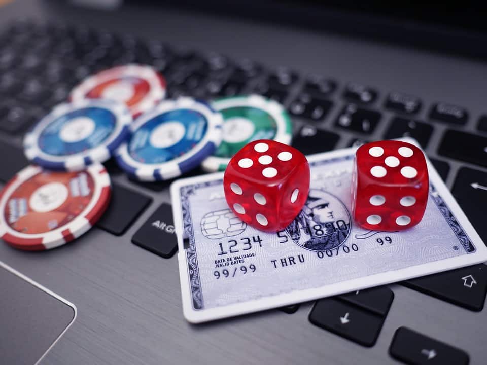 Làm thế nào để thắng lớn trên trò chơi Roulette trực tuyến? Lam the nao de thang lon tren tro choi Roulette truc tuyen?