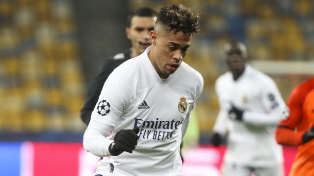 Soi kèo nhà cái bóng đá trận Real Madrid vs Atalanta Soi kèo nhà cái bóng đá trận Real Madrid vs Atalanta