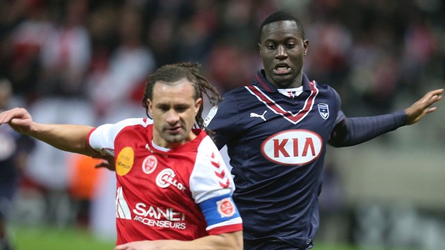 Soi kèo nhà cái bóng đá trận Reims vs Rennes Soi kèo nhà cái bóng đá trận Reims vs Rennes