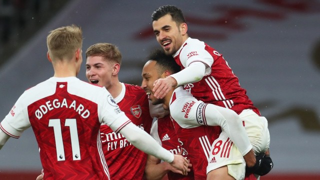 Soi kèo nhà cái bóng đá trận Arsenal vs Slavia Prague Soi kèo nhà cái bóng đá trận Arsenal vs Slavia Prague