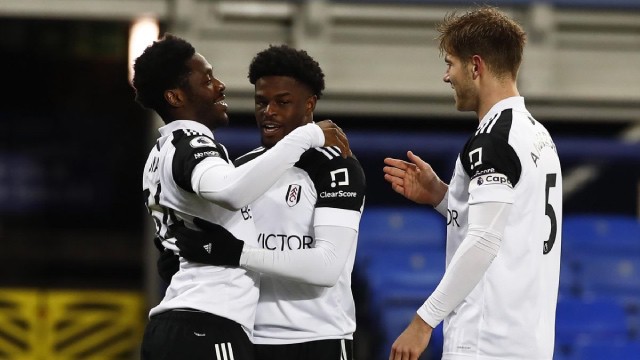 Soi kèo nhà cái bóng đá trận Fulham vs Wolves Soi kèo nhà cái bóng đá trận Fulham vs Wolves