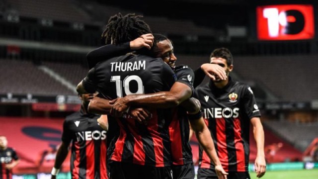 Soi kèo nhà cái bóng đá trận Nice vs Reims Soi kèo nhà cái bóng đá trận Nice vs Reims