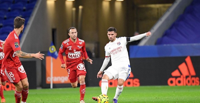 Soi kèo nhà cái bóng đá trận Brest vs Paris SG