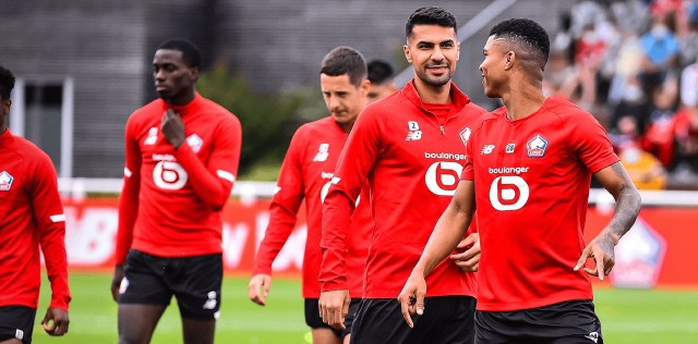 Soi kèo nhà cái bóng đá trận Lille vs Montpellier Soi kèo nhà cái bóng đá trận Lille vs Montpellier