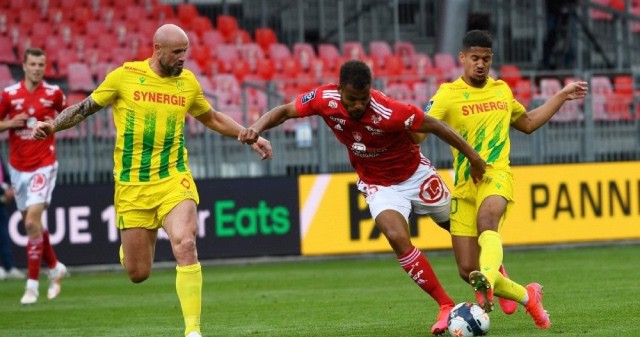 Soi kèo nhà cái bóng đá trận Nantes vs Lyon