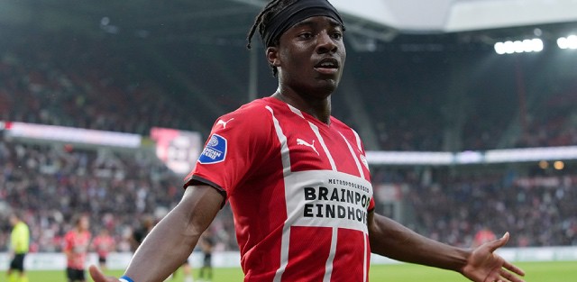 Soi kèo nhà cái bóng đá trận PSV vs Real Sociedad