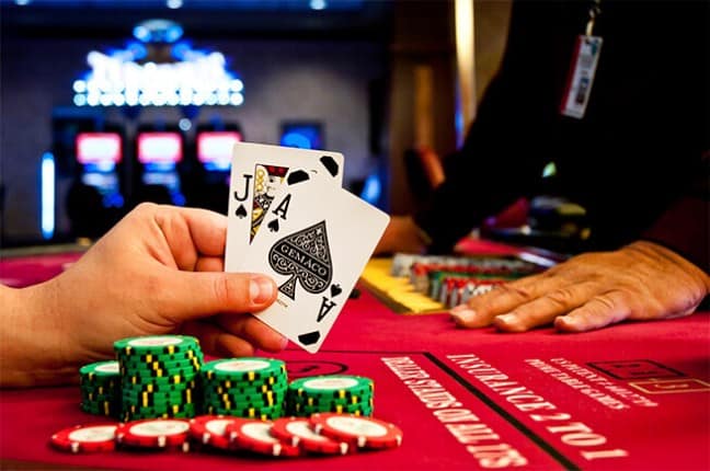 Sổ tay cao thủ của các người chơi Blackjack có gì So tay cao thu cua cac nguoi choi Blackjack co gi