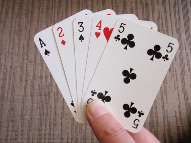 Mỗi vòng cược Tá lả sẽ được tính như thế nào? Moi vong cuoc Ta la se duoc tinh nhu the nao?