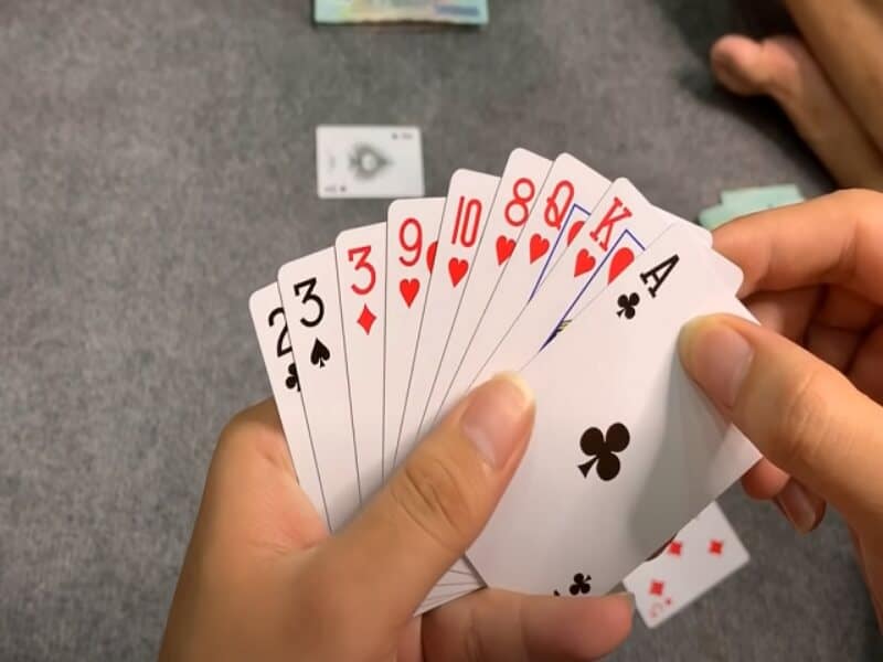 Một vài lưu ý nhỏ khi chơi game bài phỏm? Mot vai luu y nho khi choi game bai phom?